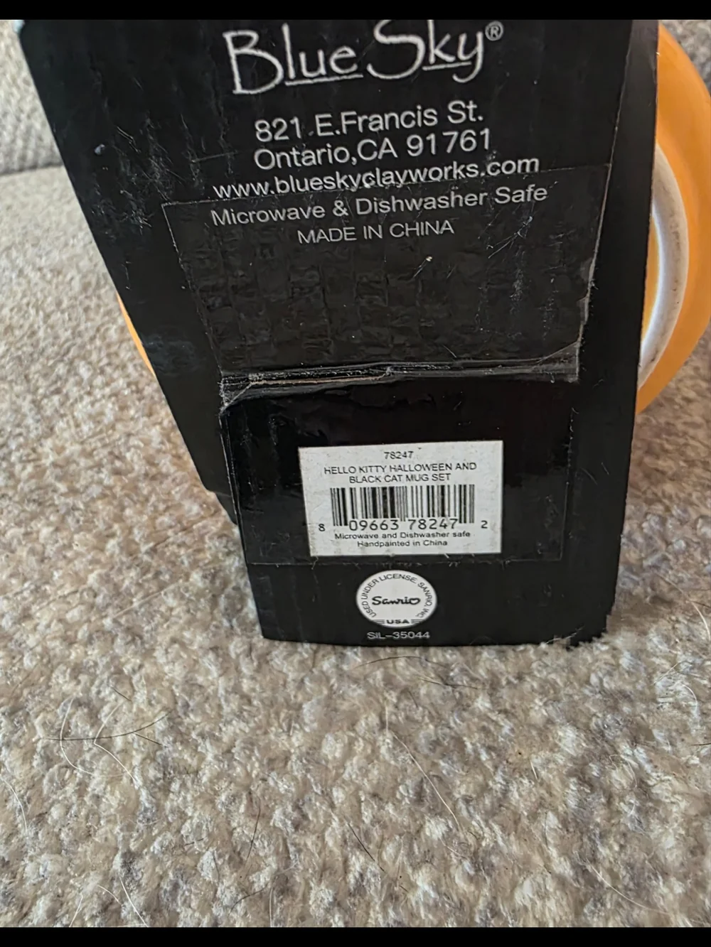 Blue Sky Hello Kitty Halloween Mug Duo in Purple and Orange - Picture 3 of 3